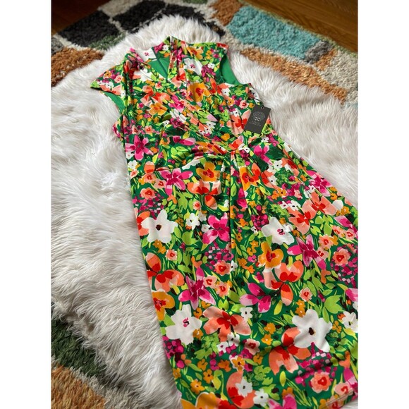 Vince Camuto floral dress - Picture 7 of 12
